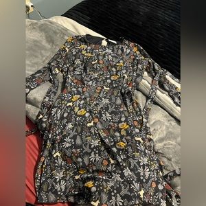 Lauren Conrad Summer Dress size medium really cute